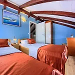 Beachfront House Dalmatino Trogir With Pool On Ciovo * Trogir