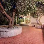 Beachfront House Dalmatino Trogir With Pool On Ciovo * Trogir