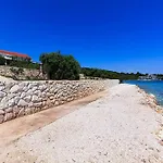 Vila Beachfront House Dalmatino Trogir With Pool On Ciovo Trogir