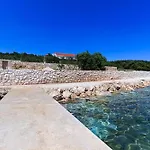 Vila Beachfront House Dalmatino Trogir With Pool On Ciovo