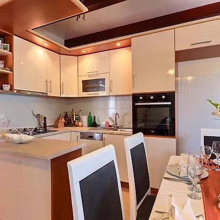 Luxury Beachfront Dalmatino With Private Pool Right At The In Okrug Gornji - Ciovo Villa *