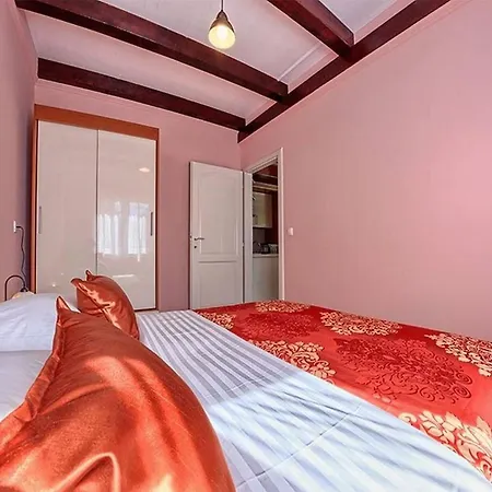 Beachfront House Dalmatino With Pool On Ciovo Villa Trogir