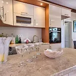 Villa Beachfront House Dalmatino Trogir With Pool On Ciovo *