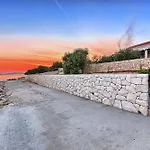 Villa Beachfront House Dalmatino Trogir With Pool On Ciovo Trogir