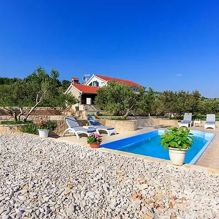 Villa Beachfront House Dalmatino Trogir With Pool On Ciovo