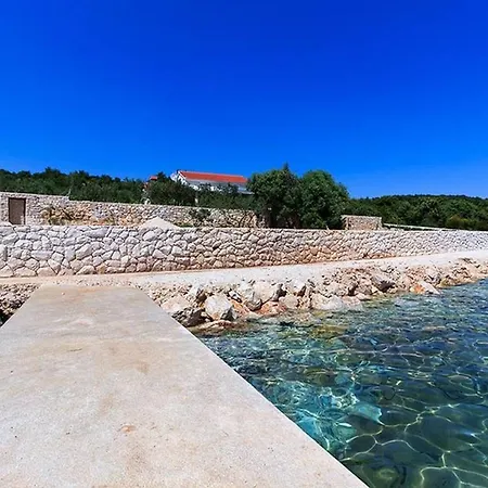 Villa Beachfront House Dalmatino With Pool On Ciovo