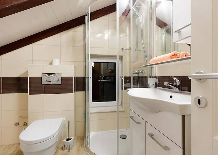 Luxury Beachfront Dalmatino With Private Pool Right At The In Okrug Gornji - Ciovo Villa