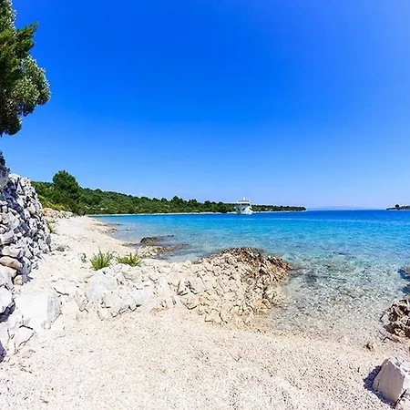 Villa Luxury Beachfront Dalmatino: Private Pool Retreat In